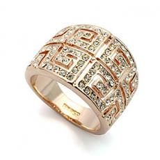 2013 new fashion ring swarovski crystal